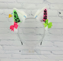 Load image into Gallery viewer, Glam Chica Inspired Cat *PRE ORDER*