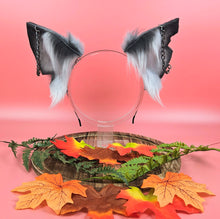 Load image into Gallery viewer, Monochrome Werewolf