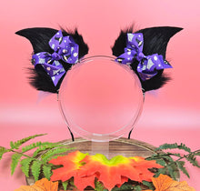 Load image into Gallery viewer, Spider Web Baby Bat