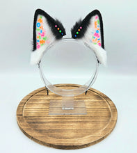 Load image into Gallery viewer, UV Reactive 80's Arcade Carpet Cat