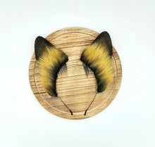 Load image into Gallery viewer, Natural Tan German Shepherd Dog *PRE ORDER*