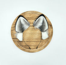 Load image into Gallery viewer, Silver Snow Leopard