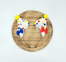 Load image into Gallery viewer, Spotted White Clown Cat *PRE ORDER*
