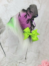 Load image into Gallery viewer, Shattered Roxy Inspired Wolf