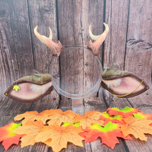 Load image into Gallery viewer, Autumn Deer